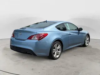 Hyundai Genesis Coupe 2012 2.0T 2dr Coupe