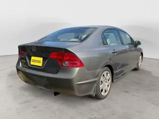 Honda Civic 2006 LX 4dr Sedan w/automatic