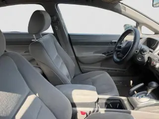 Honda Civic 2006 LX 4dr Sedan w/automatic