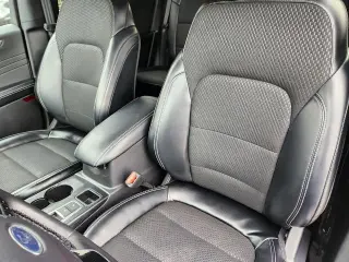 Ford Escape Plug-In Hybrid 2024 PHEV 4dr SUV