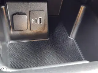 Ford Explorer 2025 AWD Active 4dr SUV
