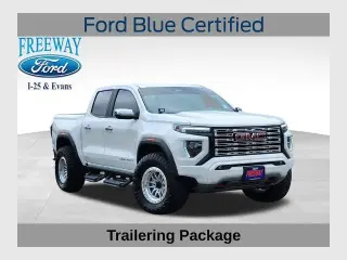 GMC Canyon 2023 4x4 Denali 4dr Crew Cab 5 ft. SB