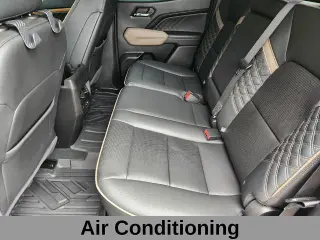 GMC Canyon 2023 4x4 Denali 4dr Crew Cab 5 ft. SB