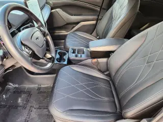 Ford Mustang Mach-E 2025 AWD Select 4dr SUV
