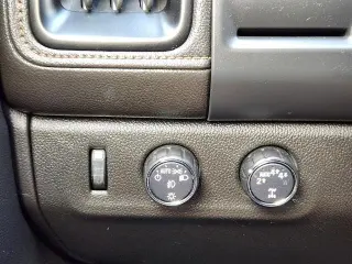 GMC Canyon 2021 4x4 AT4 4dr Crew Cab 5 ft. SB (Cloth)