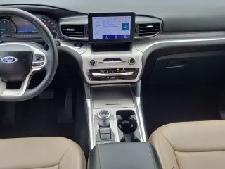Ford Explorer 2024 AWD XLT 4dr SUV