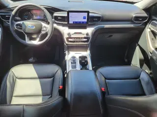 Ford Explorer 2023 XLT 4dr SUV