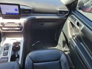 Ford Explorer 2023 XLT 4dr SUV