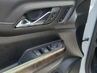 GMC Acadia 2023 4x4 Denali 4dr SUV