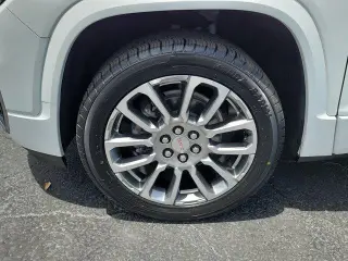 GMC Acadia 2023 4x4 Denali 4dr SUV