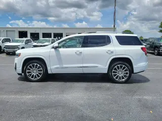 GMC Acadia 2023 4x4 Denali 4dr SUV