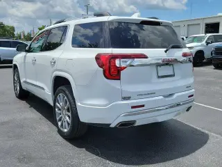 GMC Acadia 2023 4x4 Denali 4dr SUV