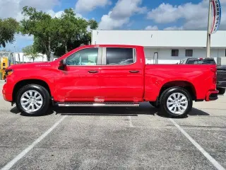 Chevrolet Silverado 1500 2026 4x2 Custom 4dr Crew Cab 5.8 ft. SB