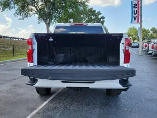 Chevrolet Silverado 1500 2026 4x2 Custom 4dr Crew Cab 5.8 ft. SB