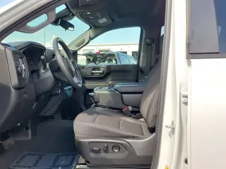 Chevrolet Silverado 1500 2026 4x2 Custom 4dr Crew Cab 5.8 ft. SB