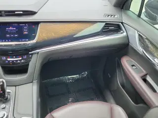 Cadillac XT6 2020 Premium Luxury 4dr SUV