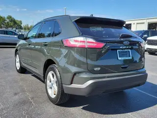Ford Edge 2022 AWD SE 4dr Crossover