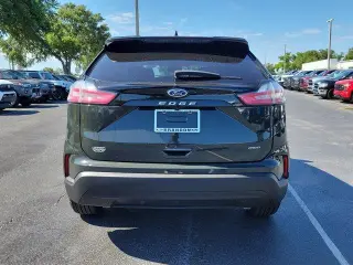 Ford Edge 2022 AWD SE 4dr Crossover