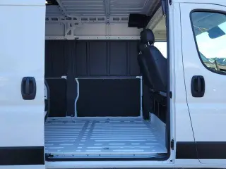 Ram ProMaster 2025 Tradesman 2500 159 WB 3dr High Roof Cargo Van w/o Passenger Seat