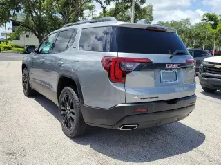 GMC Acadia 2023 SLT 4dr SUV