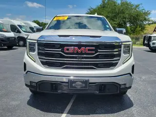 GMC Sierra 1500 2022 4x4 SLT 4dr Crew Cab 5.8 ft. SB