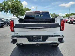 GMC Sierra 1500 2022 4x4 SLT 4dr Crew Cab 5.8 ft. SB