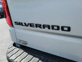 Chevrolet Silverado 1500 2021 4x4 Custom Trail Boss 4dr Crew Cab 5.8 ft. SB