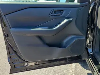 Nissan Rogue 2024 S 4dr Crossover