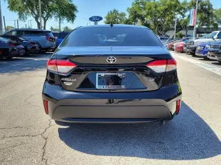 Toyota Corolla 2021 LE 4dr Sedan