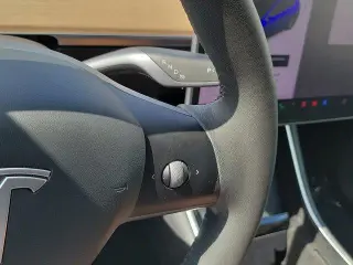 Tesla Model Y 2021 AWD Long Range 4dr Crossover