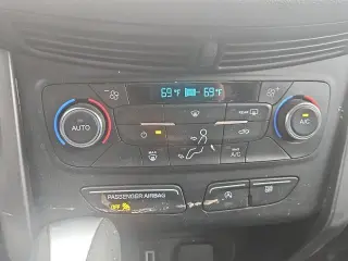 Ford Escape 2017 AWD SE 4dr SUV