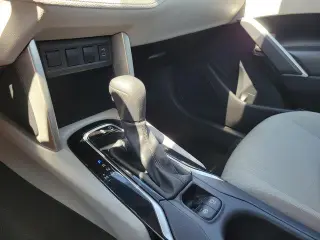 Toyota Corolla Cross 2024 L 4dr Crossover