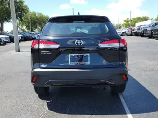Toyota Corolla Cross 2024 L 4dr Crossover