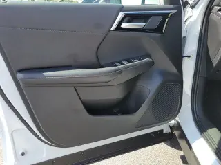 Mitsubishi Outlander 2024 SE 4dr SUV