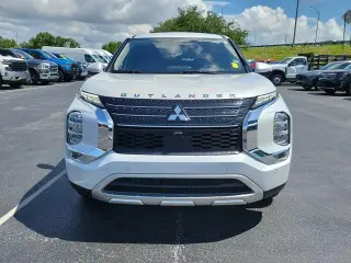 Mitsubishi Outlander 2024 SE 4dr SUV