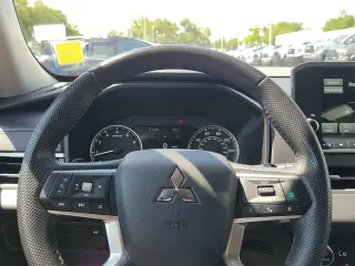 Mitsubishi Outlander 2024 SE 4dr SUV