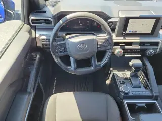 Toyota Tacoma 2025 4x4 SR5 4dr Double Cab 5.0 ft SB