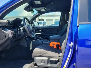 Toyota Tacoma 2025 4x4 SR5 4dr Double Cab 5.0 ft SB