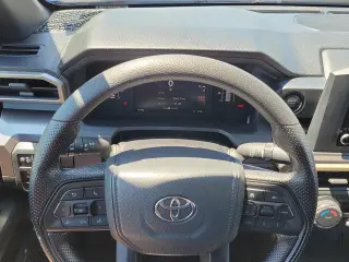 Toyota Tacoma 2025 4x4 SR5 4dr Double Cab 5.0 ft SB