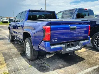 Toyota Tacoma 2025 4x4 SR5 4dr Double Cab 5.0 ft SB