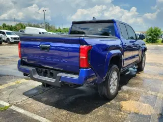 Toyota Tacoma 2025 4x4 SR5 4dr Double Cab 5.0 ft SB