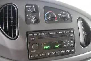 Ford E-Series 2008 E-350 SD XL 3dr Extended Passenger Van