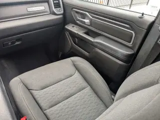 Ram 1500 2025 4x4 Lone Star 4dr Crew Cab 5.6 ft. SB Pickup