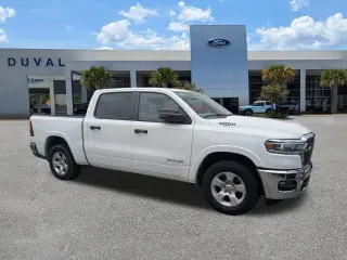 Ram 1500 2025 4x4 Lone Star 4dr Crew Cab 5.6 ft. SB Pickup