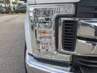 Ford F-250 Super Duty 2018 4x4 King Ranch 4dr Crew Cab 8 ft. LB Pickup