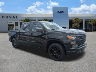 Chevrolet Silverado 1500 2023 4x4 Custom 4dr Crew Cab 5.8 ft. SB
