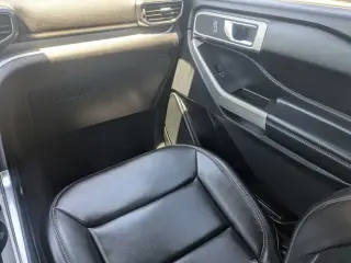 Ford Explorer 2022 AWD XLT 4dr SUV