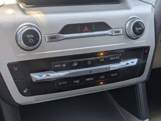 Ford Explorer 2022 AWD XLT 4dr SUV