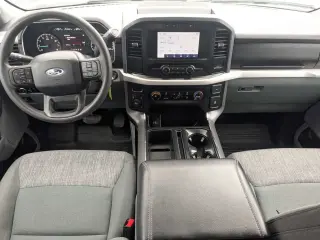Ford F-150 2023 4x4 Platinum 4dr SuperCrew 5.5 ft. SB
