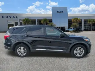 Ford Explorer 2022 AWD XLT 4dr SUV